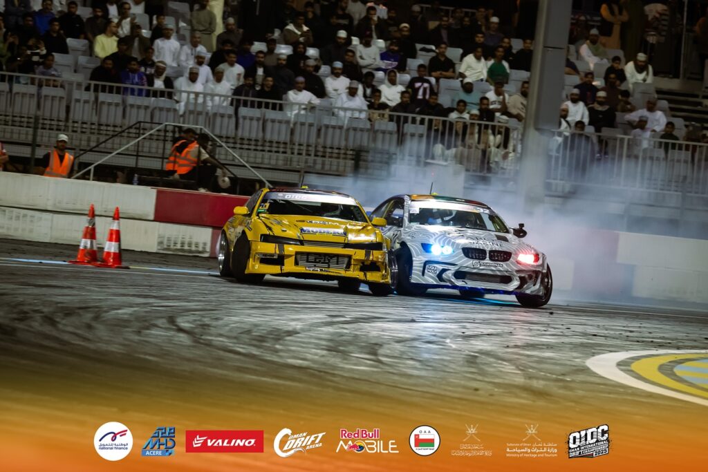 Two Samsons powered cars in the battle for the final podium place by Clint Van Oort and Benediktas Čirba